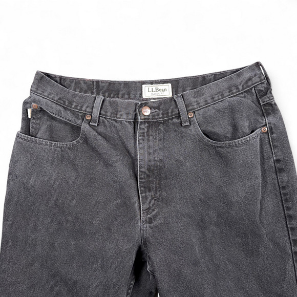 LL Bean Jeans Mens 34x30 Black Classic Fit Denim Outdoor Cotton Gorpcore Y2K - Picture 3 of 9